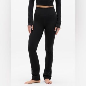 Athleta NWOT Elation Straight Leg Pant